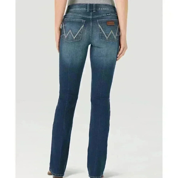 Wrangler Womens Retro Mae Bootcut Jeans - 1009MWZPV Sz 17x32 - Picture 1 of 14